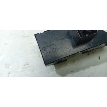 MANDO ELEVALUNAS DELANTERO IZQUIERDO 1K4959857B  - miniatura 2