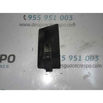 MANDO ELEVALUNAS TRASERO DERECHO 3AA868750 