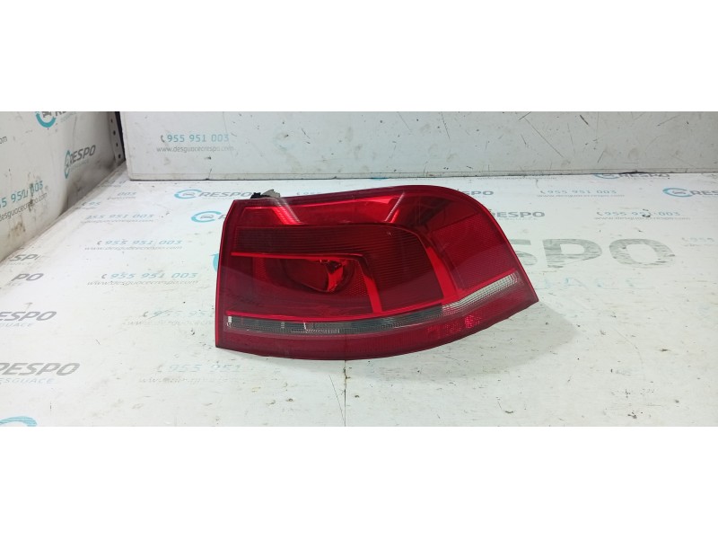 PILOTO TRASERO DERECHO 3AF945096C  - imagen 1