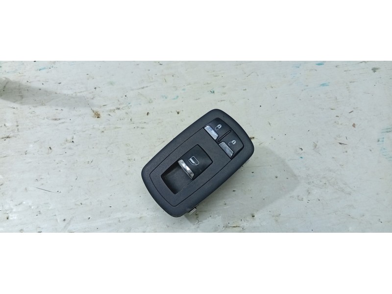 MANDO ELEVALUNAS DELANTERO DERECHO 670025405  - imagen 1