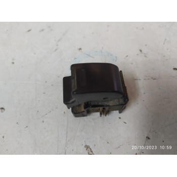 MANDO ELEVALUNAS DELANTERO DERECHO 