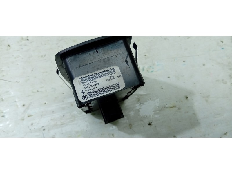 MANDO ELEVALUNAS DELANTERO DERECHO 670025405  - imagen 2