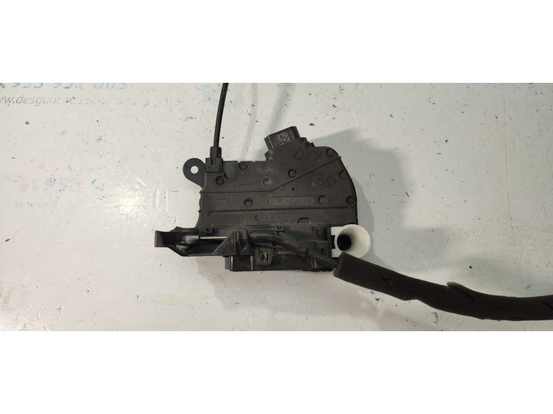 CERRADURA PUERTA DELANTERA IZQUIERDA 805033000R  - imagen 1