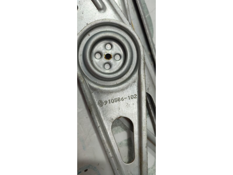 ELEVALUNAS TRASERO IZQUIERDO 910586102  - imagen 3