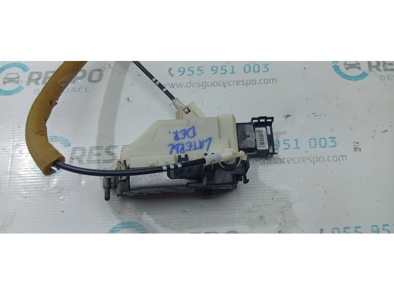 CERRADURA PUERTA TRASERA DERECHA 828423  - imagen 1