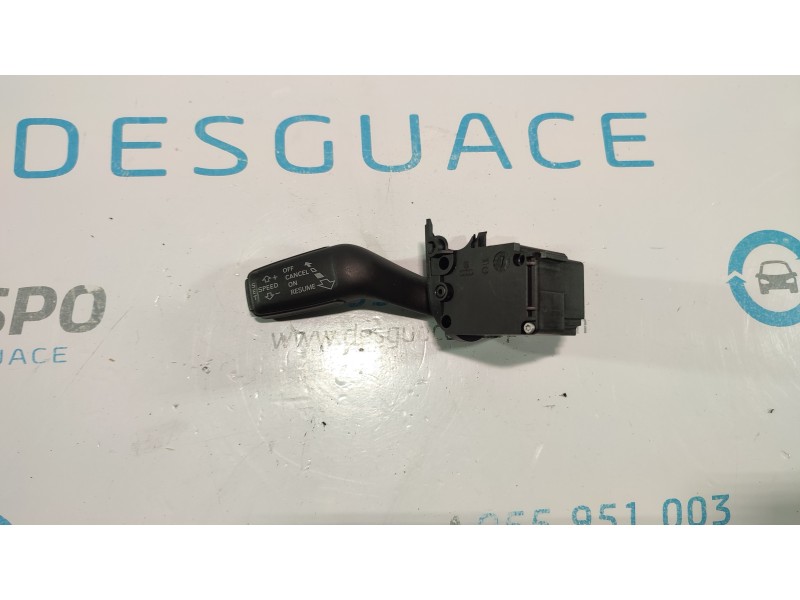 MANDO VOLANTE 4E0953521B  - imagen 1