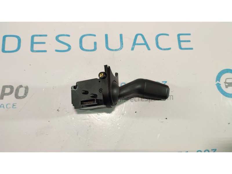 MANDO VOLANTE 4E0953521B  - imagen 3