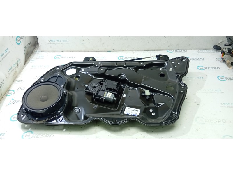 ELEVALUNAS DELANTERO DERECHO 3AA837756  - imagen 1