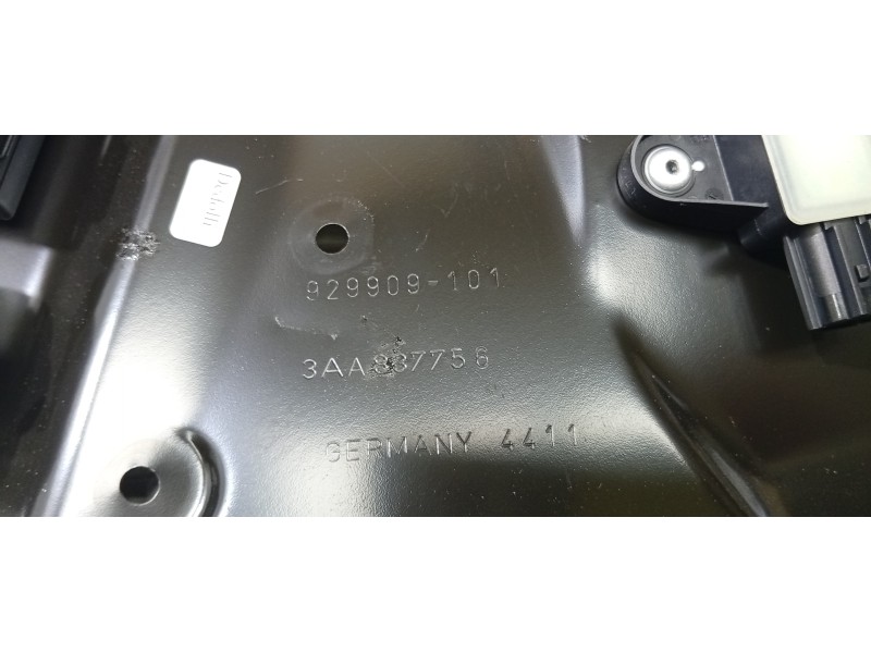 ELEVALUNAS DELANTERO DERECHO 3AA837756  - imagen 2