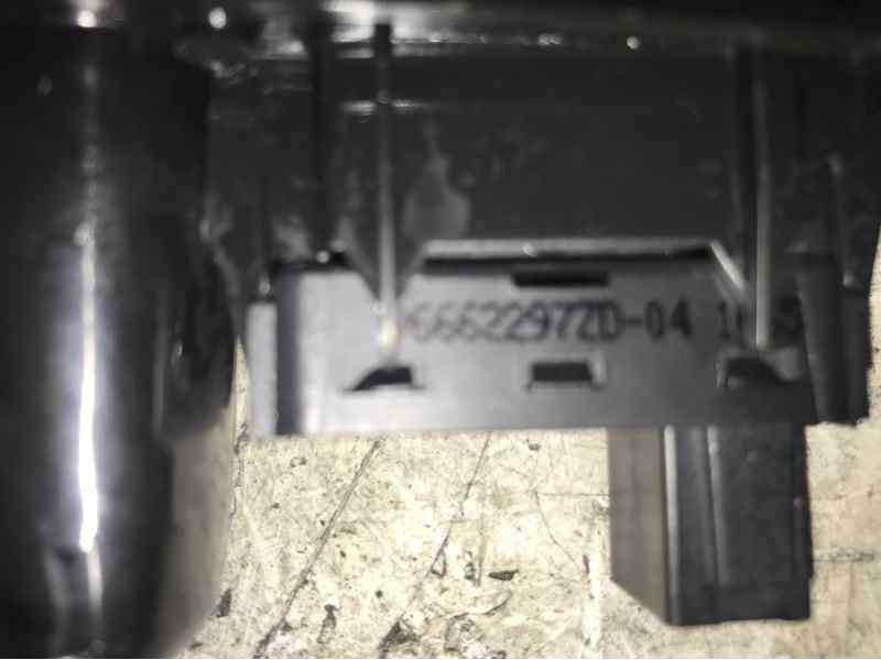 MANDO ELEVALUNAS TRASERO DERECHO 96662297ZD04  - imagen 2