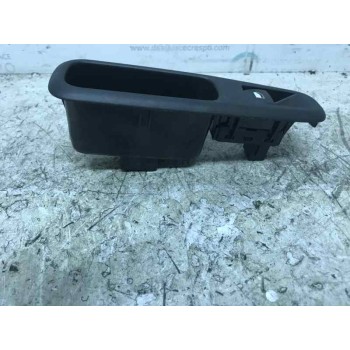 MANDO ELEVALUNAS TRASERO DERECHO 96662297ZD04  - miniatura 3