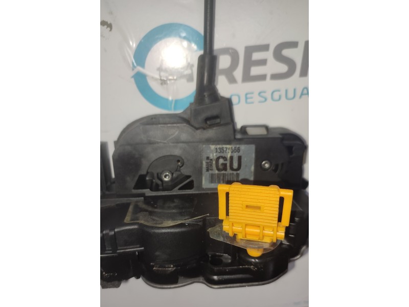 ELEVALUNAS TRASERO DERECHO 13579566  - imagen 3