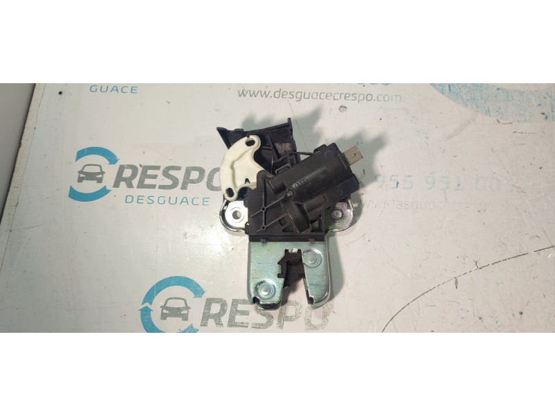 CERRADURA MALETERO / PORTON 4F5827505D  - imagen 1