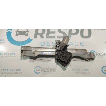 ELEVALUNAS TRASERO DERECHO 121796ARD 