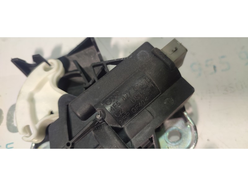 CERRADURA MALETERO / PORTON 4F5827505D  - imagen 3