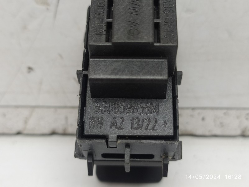 MANDO ELEVALUNAS DELANTERO DERECHO 5G0959855M  - imagen 2