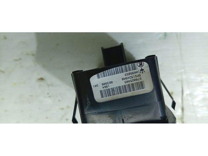 MANDO ELEVALUNAS TRASERO DERECHO 670025405  - imagen 2