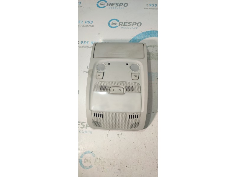 LUZ INTERIOR 8T0947135A  - imagen 1