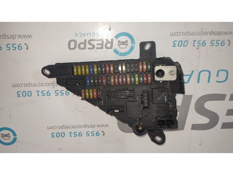 CAJA RELES / FUSIBLES 690661804  - imagen 1