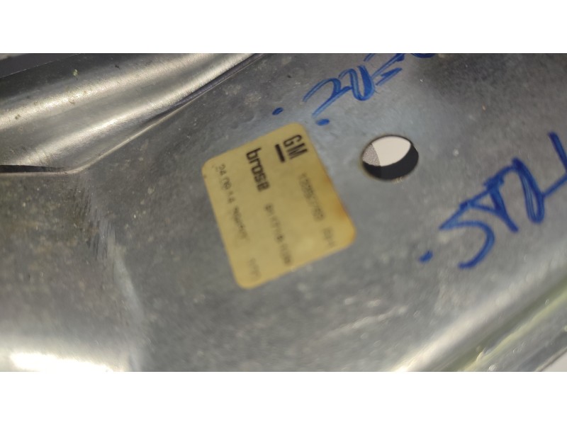 ELEVALUNAS TRASERO DERECHO 13350763  - imagen 2