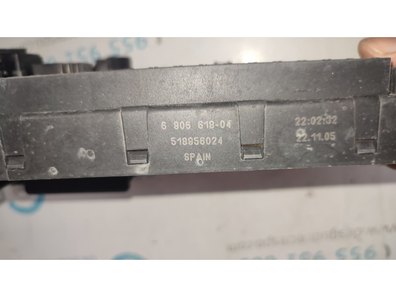 CAJA RELES / FUSIBLES 690661804  - imagen 2