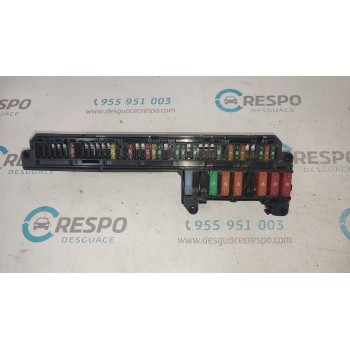 CAJA RELES / FUSIBLES 61146957330  - miniatura 1