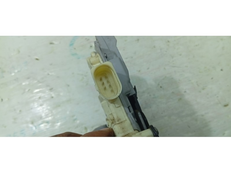 CERRADURA PUERTA TRASERA DERECHA 3C4839016A  - imagen 3