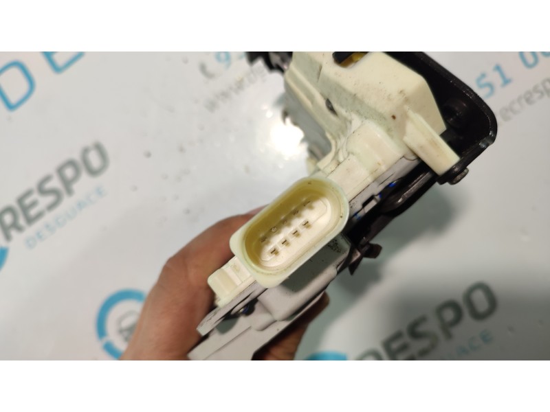 CERRADURA PUERTA DELANTERA IZQUIERDA 8E1833015A  - imagen 2