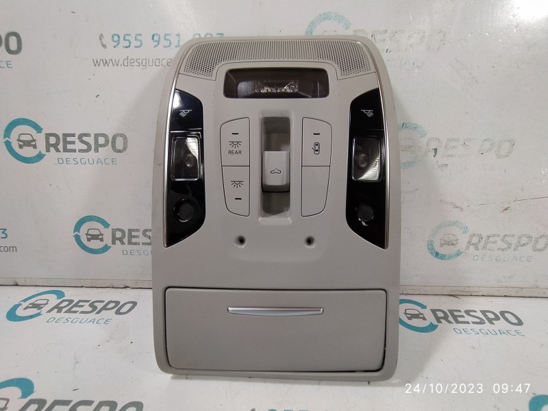 LUZ INTERIOR 4G0947135F  - imagen 1