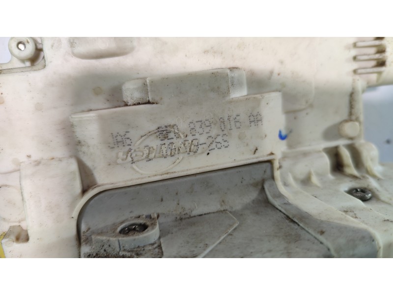CERRADURA PUERTA TRASERA DERECHA 8E0839016AA  - imagen 2