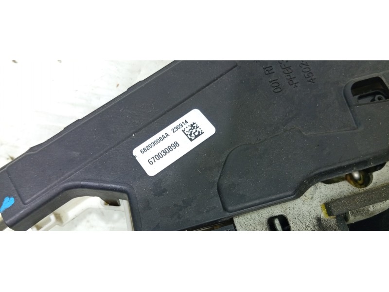 CERRADURA PUERTA TRASERA DERECHA 670030898  - imagen 2