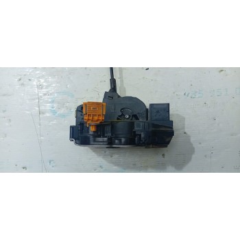 CERRADURA PUERTA TRASERA IZQUIERDA 