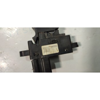 MANDO ELEVALUNAS TRASERO IZQUIERDO 25411JD000  - miniatura 2