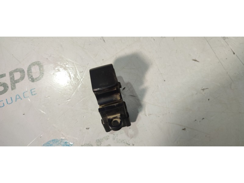 MANDO ELEVALUNAS TRASERO DERECHO 25411JD000  - imagen 1