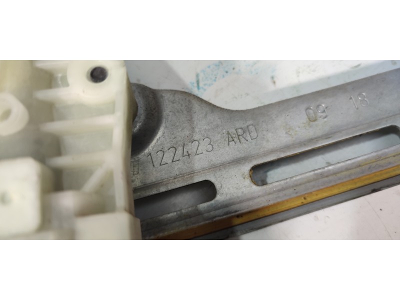 ELEVALUNAS TRASERO DERECHO 122423ARD  - imagen 2