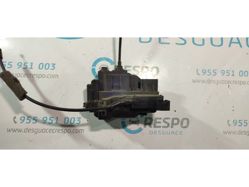 CERRADURA PUERTA TRASERA DERECHA 825020033R  - imagen 1