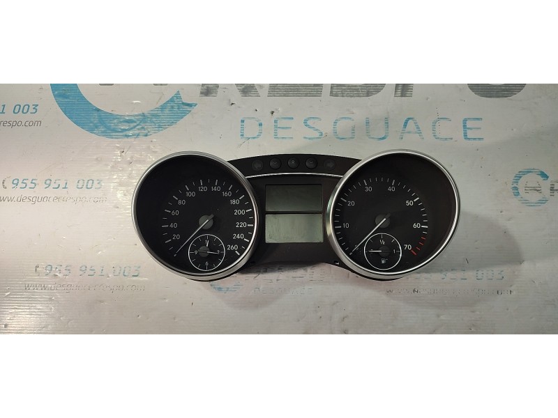 CUADRO INSTRUMENTOS A1645402047  - imagen 1