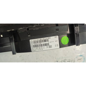 CUADRO INSTRUMENTOS A1645402047  - miniatura 2