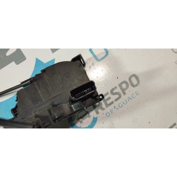 CERRADURA PUERTA TRASERA IZQUIERDA 825030032R  - miniatura 2