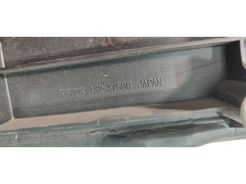 PILOTO TRASERO CENTRAL 13237598  - imagen 2