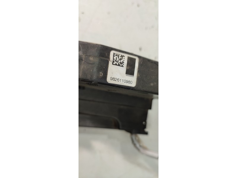 CERRADURA PUERTA TRASERA DERECHA 9826110980  - imagen 2