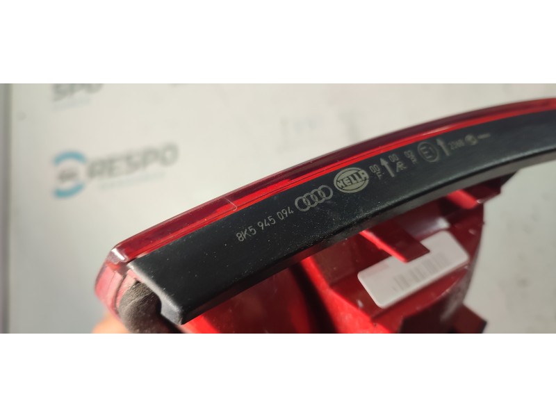 PILOTO TRASERO DERECHO INTERIOR 8K5945094  - imagen 2