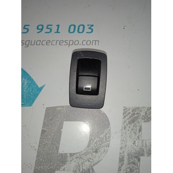 MANDO ELEVALUNAS TRASERO DERECHO 920810603 