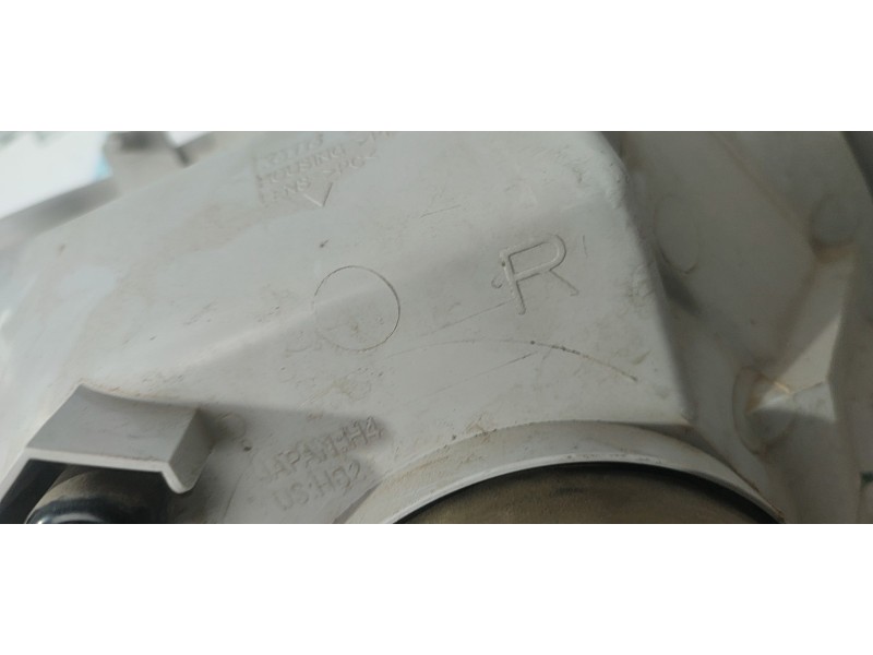 FARO DERECHO  - imagen 2