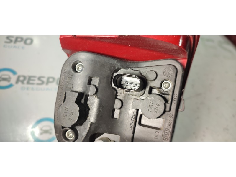 PILOTO TRASERO IZQUIERDO 8K5945095D  - imagen 2