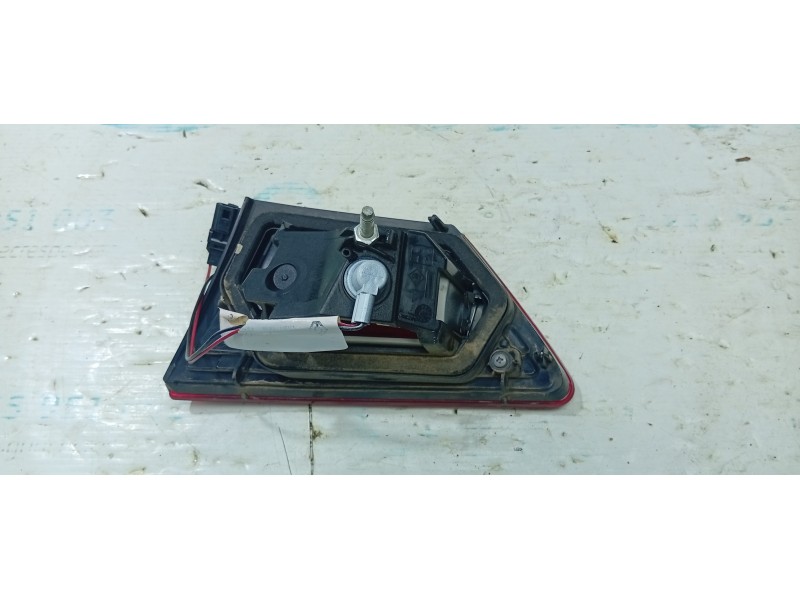 PILOTO TRASERO IZQUIERDO INTERIOR  - imagen 2