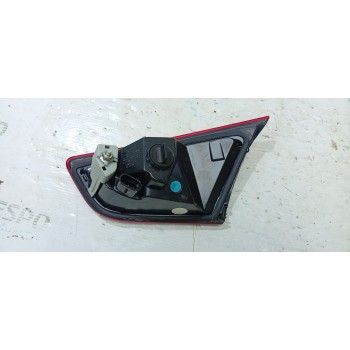 PILOTO TRASERO IZQUIERDO INTERIOR 06700046820  - miniatura 4