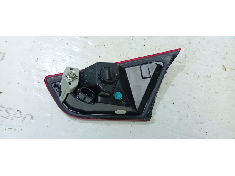 PILOTO TRASERO IZQUIERDO INTERIOR 06700046820  - imagen 4