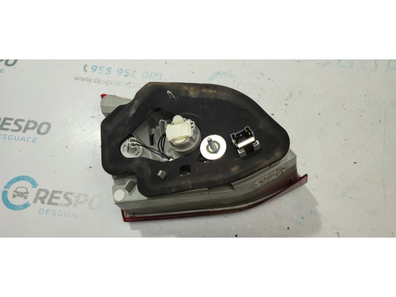 PILOTO TRASERO DERECHO INTERIOR 9678094880  - imagen 2