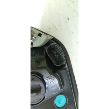 PILOTO TRASERO DERECHO INTERIOR 06700046630  - miniatura 4